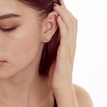 Load image into Gallery viewer, Heart Stud Earring

