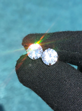 Load image into Gallery viewer, 4 Ct Round Cut Solitaire Earrings
